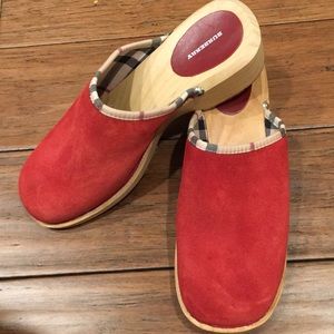 Burberry Wooden Red Suede clogs